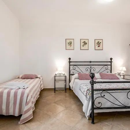 Giusti Farm stay *